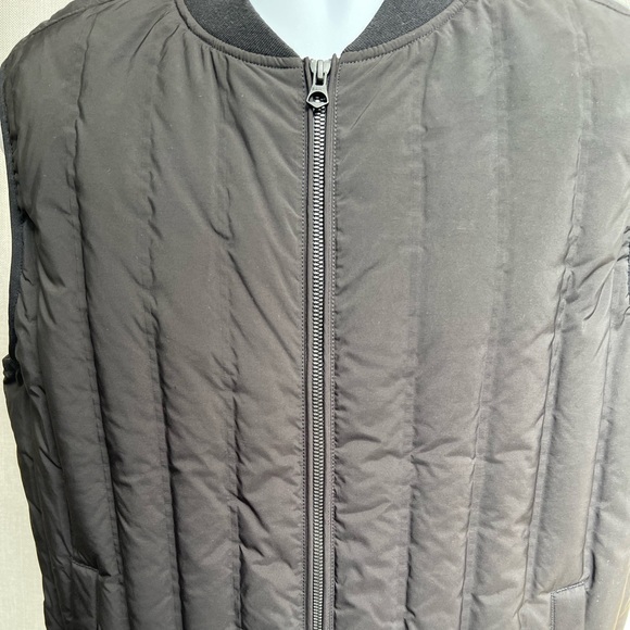 New Men’s “GANT” Quilted Black Vest